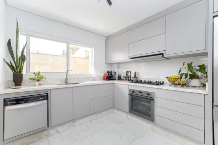 Sobrado com 3 Quartos à venda, 145m² no Bairro Alto, Curitiba