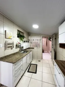 Apartamento com 3 Quartos à venda, 63m² no Jardim Botânico, Porto Alegre