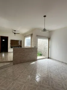 Casa com 3 Quartos à venda, 245m² no Vila Camargo, Bauru