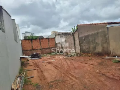 Lote/Terreno à venda, 250m² no Granada, Uberlândia
