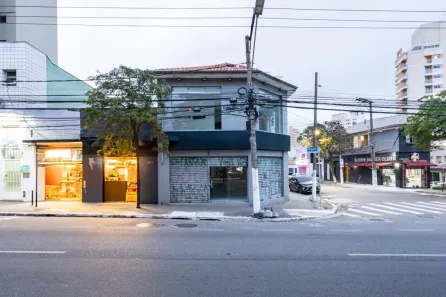 Ponto Comercial para alugar, 224m² no Mirandópolis, São Paulo