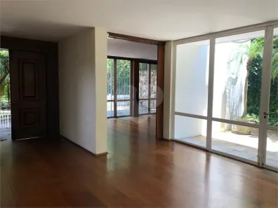 Casa com 4 Quartos à venda, 550m² no Pacaembu, São Paulo