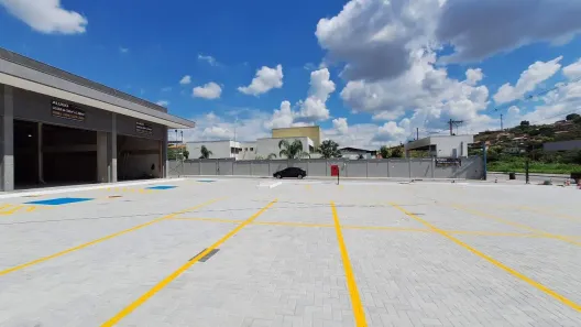 Ponto Comercial para alugar, 330m² no Betim Industrial, Betim