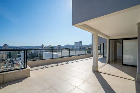 Cobertura com 6 Quartos à venda, 535m² no Granbery, Juiz de Fora