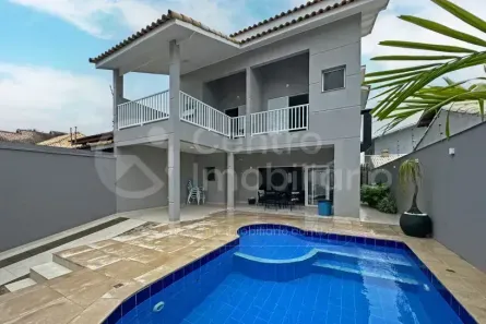 Casa com 4 Quartos à venda, 249m² no Jardim Casablanca, Peruíbe