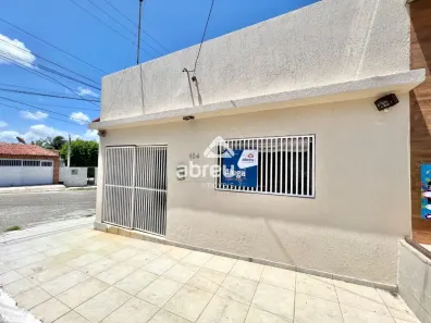 Casa com 2 Quartos à venda, 50m² no Santos Reis, Natal