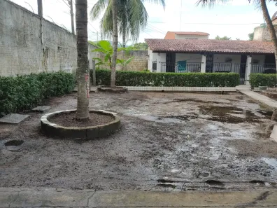 Fazenda/Sítio com 5 Quartos à venda, 300m² no Pau-Serrado, Maracanaú