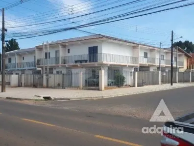 Sobrado com 3 Quartos à venda, 900m² no Uvaranas, Ponta Grossa
