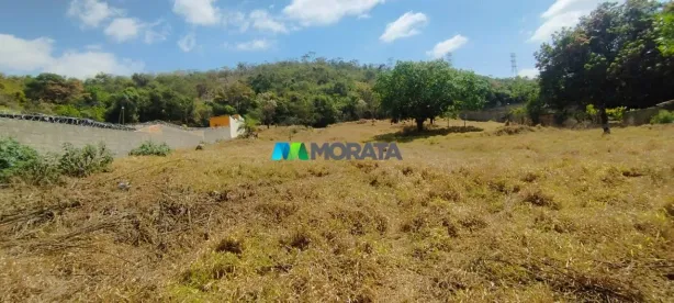 Lote/Terreno com 1 Quarto à venda, 1900m² no Itacolomi, Betim