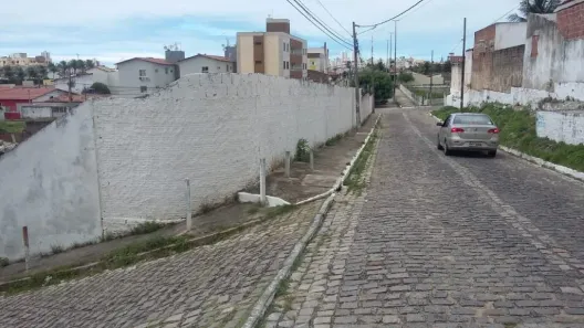 Lote/Terreno à venda, 900m² no Nova Parnamirim, Parnamirim