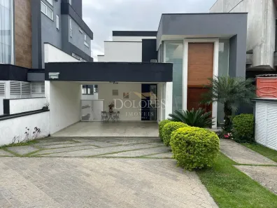 Casa de Condomínio com 3 Quartos à venda, 300m² no Parque Residencial Itapeti, Mogi das Cruzes