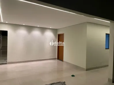 Casa com 3 Quartos à venda, 187m² no Cidade Jardim, Uberlândia