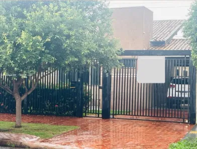 Casa com 3 Quartos à venda, 200m² no Jardim dos Estados, Campo Grande