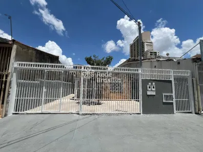 Casa com 3 Quartos à venda, 300m² no Taguatinga Norte, Brasília