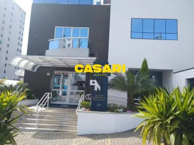 Sala Comercial para alugar, 38m² no Baeta Neves, São Bernardo do Campo