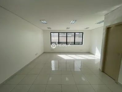 Sala Comercial para alugar, 37m² no Vila Santo Antônio, Americana