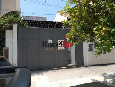 Prédio Comercial para alugar, 132m² no Engenho Novo, Rio de Janeiro