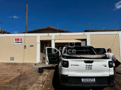 Casa com 3 Quartos à venda, 220m² no Jardim Europa I e II, Anápolis