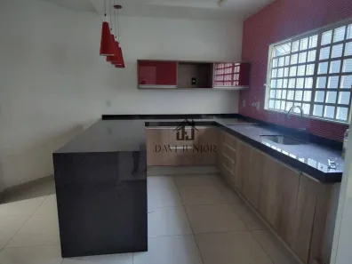 Casa com 3 Quartos à venda, 181m² no Jardim Rosália Alcolea, Sorocaba