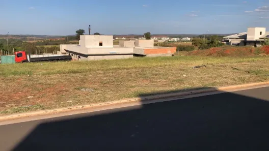 Lote/Terreno à venda, 322m² no Vila Santa Maria, Piratininga