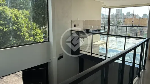 Sobrado com 4 Quartos à venda, 300m² no Nossa Senhora Aparecida, Uberlândia