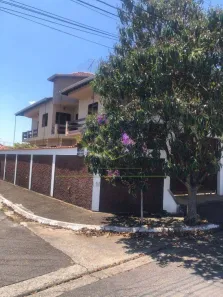 Casa com 4 Quartos à venda, 274m² no Jardim Suzano, Suzano