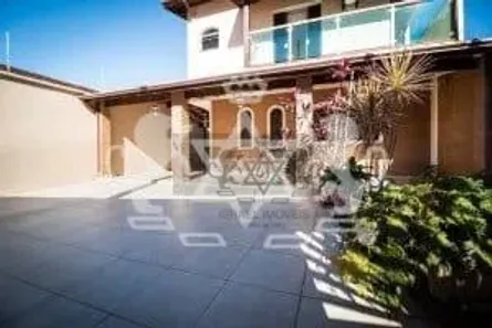 Sobrado com 4 Quartos à venda, 31m² no Centro, Caraguatatuba