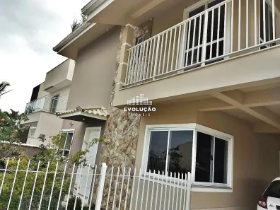 Casa com 3 Quartos à venda, 270m² no Carianos, Florianópolis