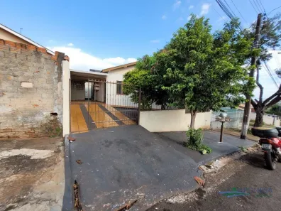Casa com 4 Quartos à venda, 132m² no Conjunto Habitacional Violim, Londrina