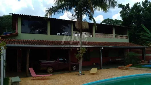 Fazenda/Sítio com 4 Quartos à venda, 450m² no Parque Monte Castelo, Araçoiaba da Serra