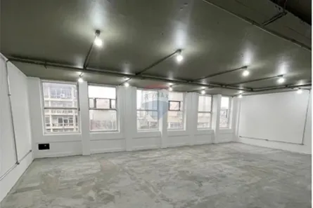 Sala Comercial para alugar, 303m² no República, São Paulo
