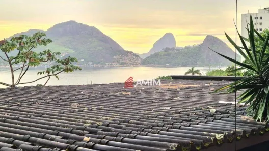 Casa com 8 Quartos à venda, 1207m² no São Francisco, Niterói