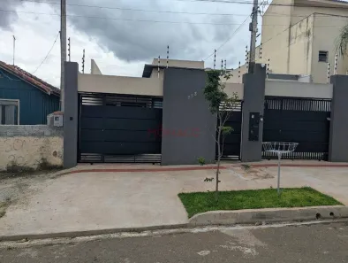 Casa com 3 Quartos à venda, 88m² no Bandeirantes, Londrina