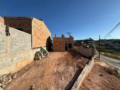 Casa com 2 Quartos à venda, 51m² no Novo Horizonte Norte, São Joaquim de Bicas