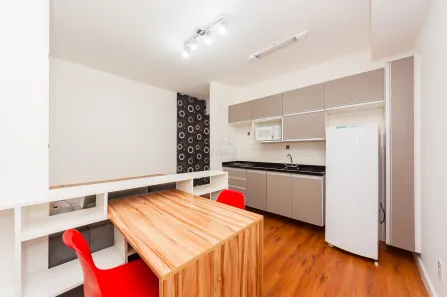 Apartamento com 1 Quarto para alugar, 33m² no Centro, Curitiba