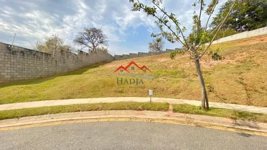 Lote/Terreno à venda, 852m² no Jardim Santa Teresa, Jundiaí