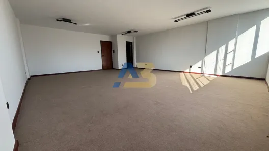 Sala Comercial à venda, 71m² no Centro, Curitiba
