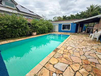 Casa de Condomínio com 3 Quartos para alugar, 145m² no Vargem Pequena, Rio de Janeiro