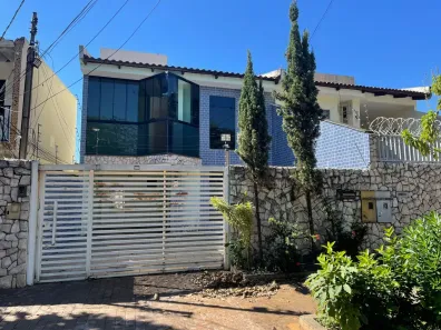 Sobrado com 4 Quartos à venda, 180m² no Jardim Planalto, Goiânia