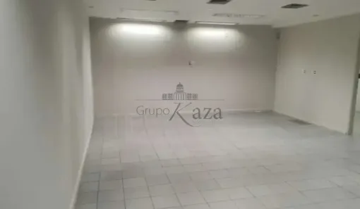 Prédio Comercial à venda, 1550m² no Chácara Santo Antônio (Zona Sul), São Paulo