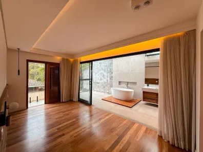 Casa de Condomínio com 3 Quartos à venda, 168m² no Chácara dos Junqueiras, Carapicuíba