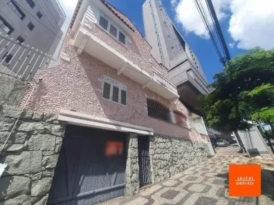 Casa com 5 Quartos para alugar, 170m² no Lourdes, Belo Horizonte