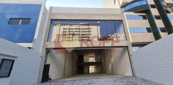 Prédio Comercial para alugar, 410m² no Indianópolis, São Paulo