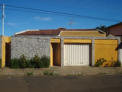 Casa com 3 Quartos para alugar, 315m² no Jardim Paraíso, São Carlos