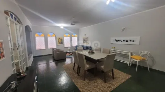 Casa com 4 Quartos à venda, 229m² no Vila Nova Cidade Universitária, Bauru