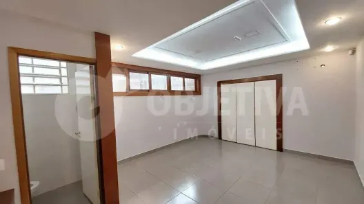 Imóvel Comercial com 1 Quarto para alugar, 306m² no Fundinho, Uberlândia
