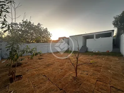 Casa com 3 Quartos à venda, 70m² no Conjunto Habitacional Madre Germana II, Goiânia