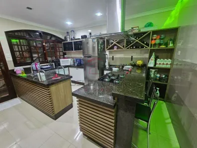 Casa com 3 Quartos à venda, 220m² no Jardim Vila Formosa, São Paulo