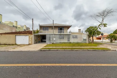 Sobrado com 3 Quartos à venda, 202m² no Boqueirão, Curitiba