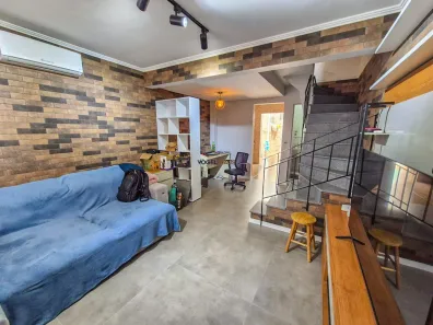 Casa de Condomínio com 2 Quartos à venda, 103m² no Rio Branco, Canoas